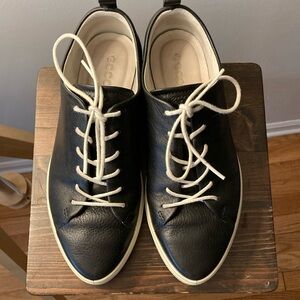 ECCO Gillian black leather sneaker